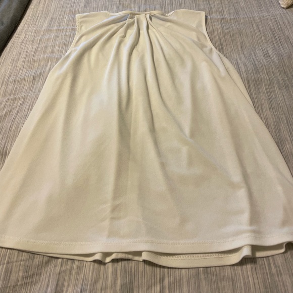 H&M cream tank top size Medium - Picture 3 of 3
